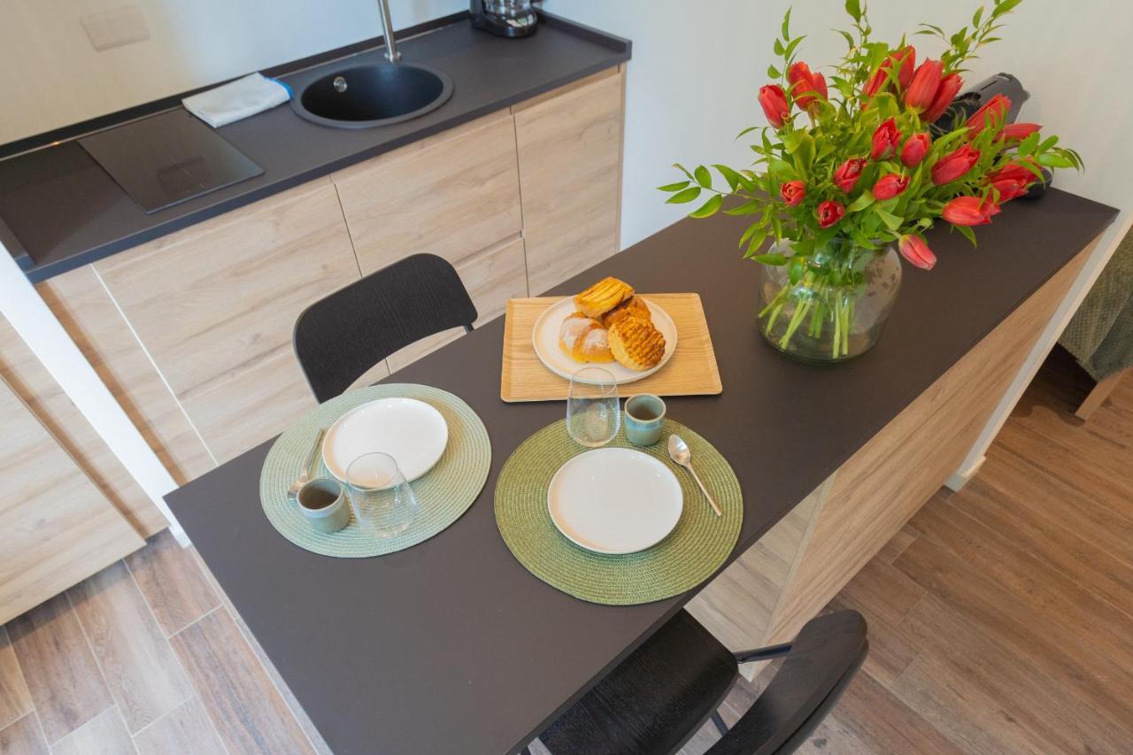 Enchanted Como Lake - Tremezzo Apartments By Rent All Como المظهر الخارجي الصورة